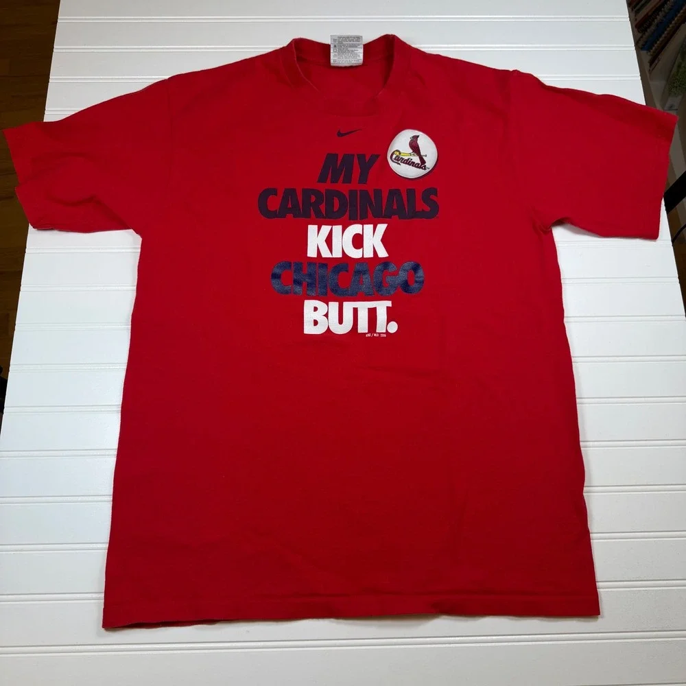 Vintage Nike St Louis Cardinals Kick Chicago Butt T-Shirt Mens Medium Red 2006